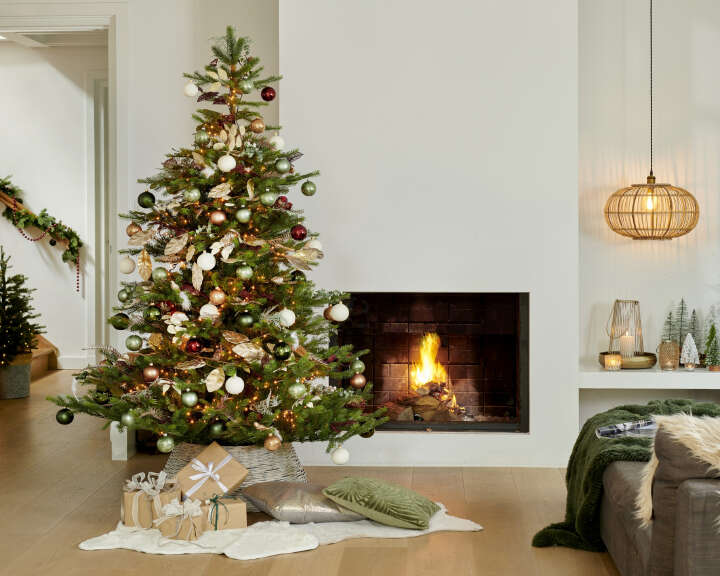 EVERLANDS Künstlicher Weihnachtsbaum Grandis Tanne